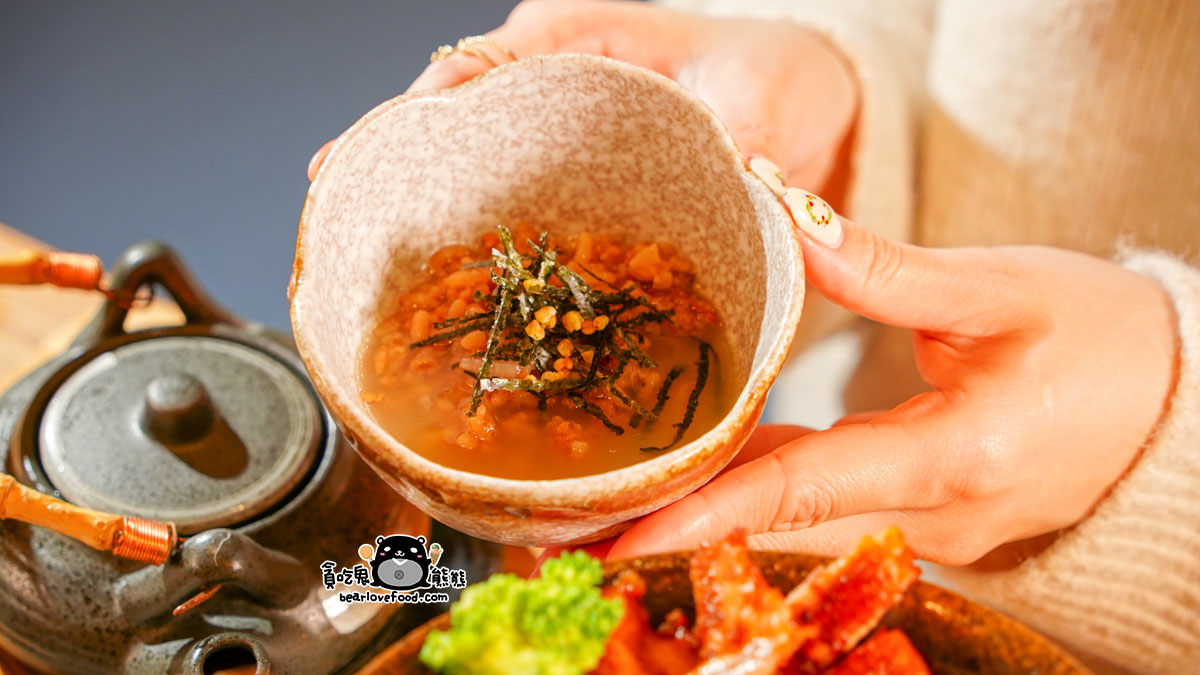 完成的釜飯茶泡飯