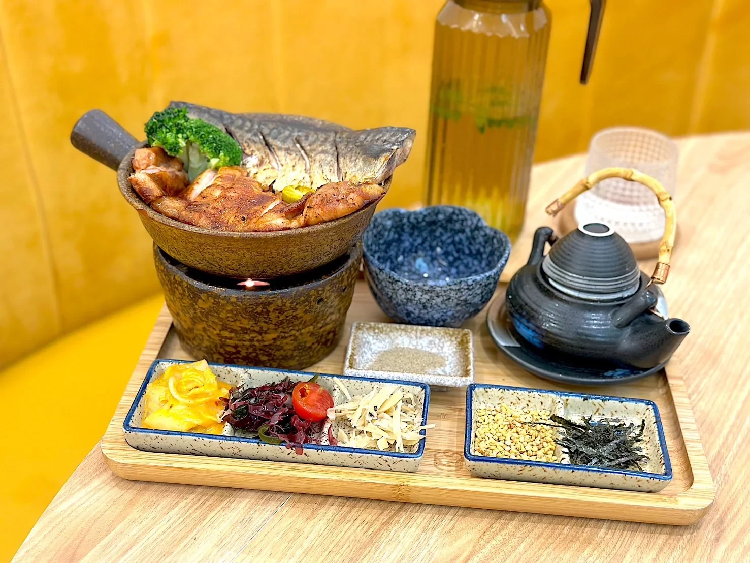 烤雞鯖魚豪華雙拼釜飯套餐