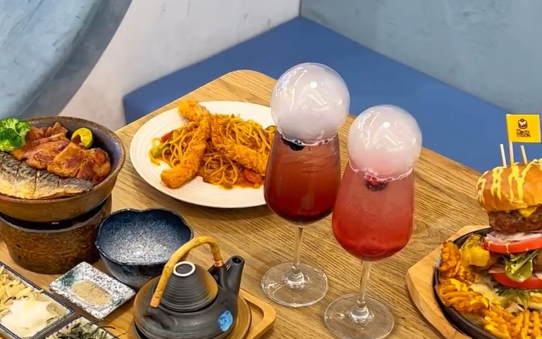 雙色起司瀑布漢堡登場｜台南三井泡泡飲、釜飯與親子用餐
