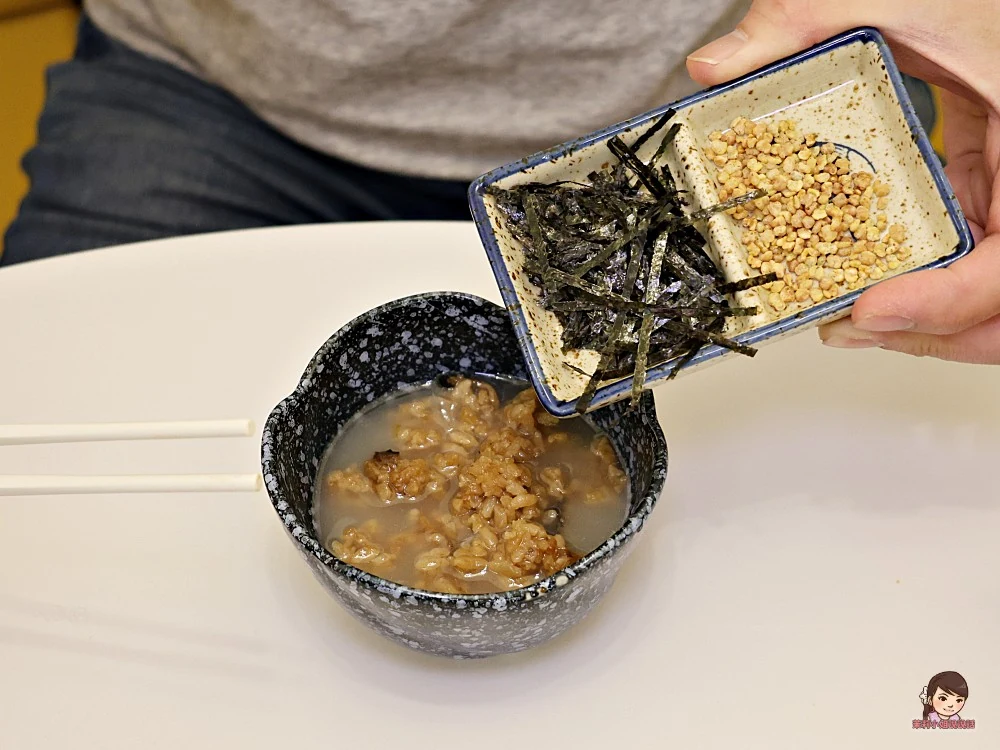 茶泡飯搭配拌飯配料