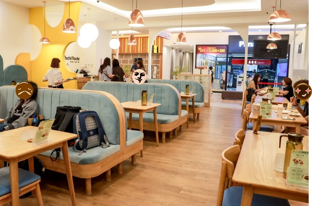 台南三井店用餐空間全景