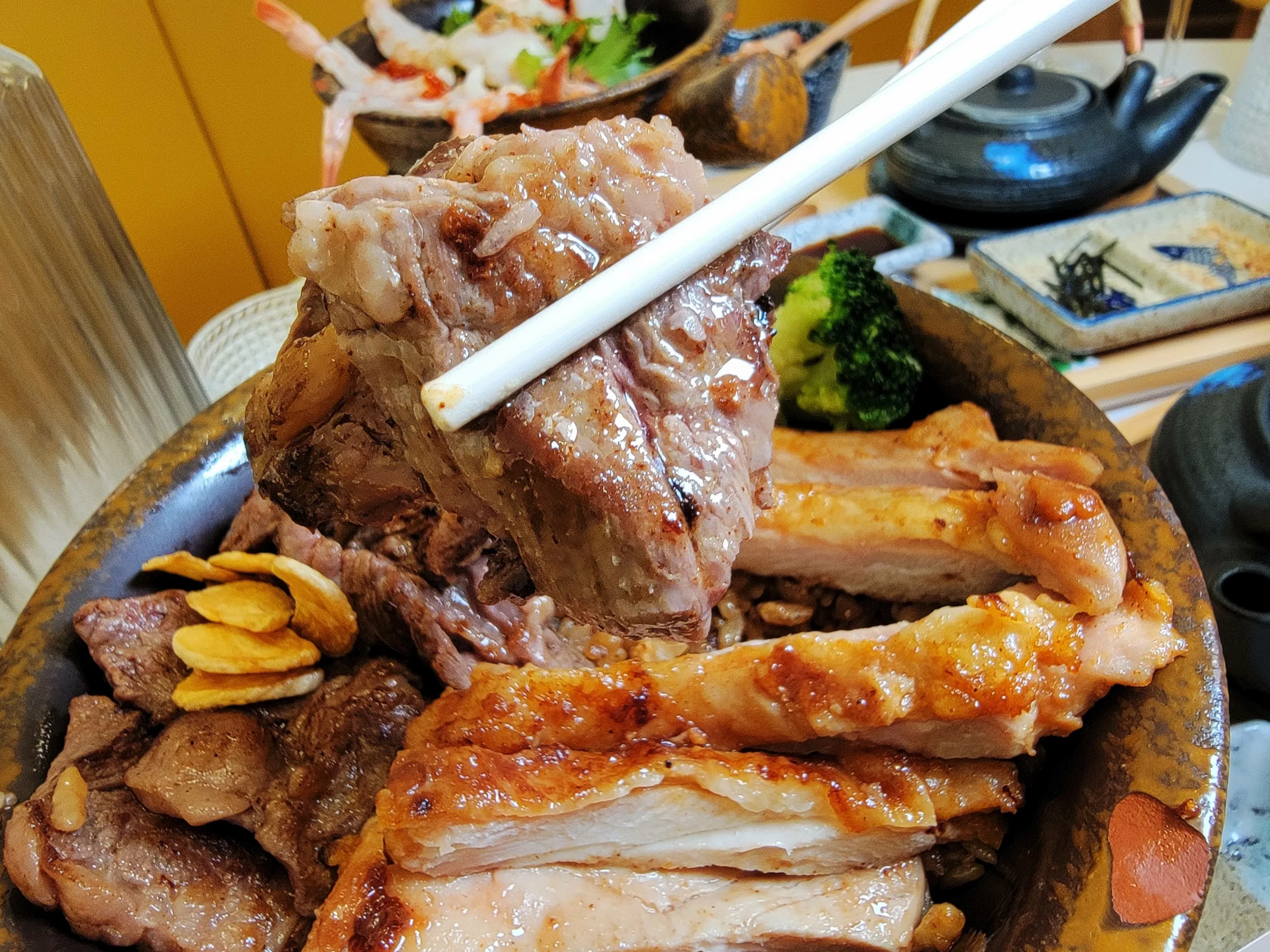 炙燒牛小排近照