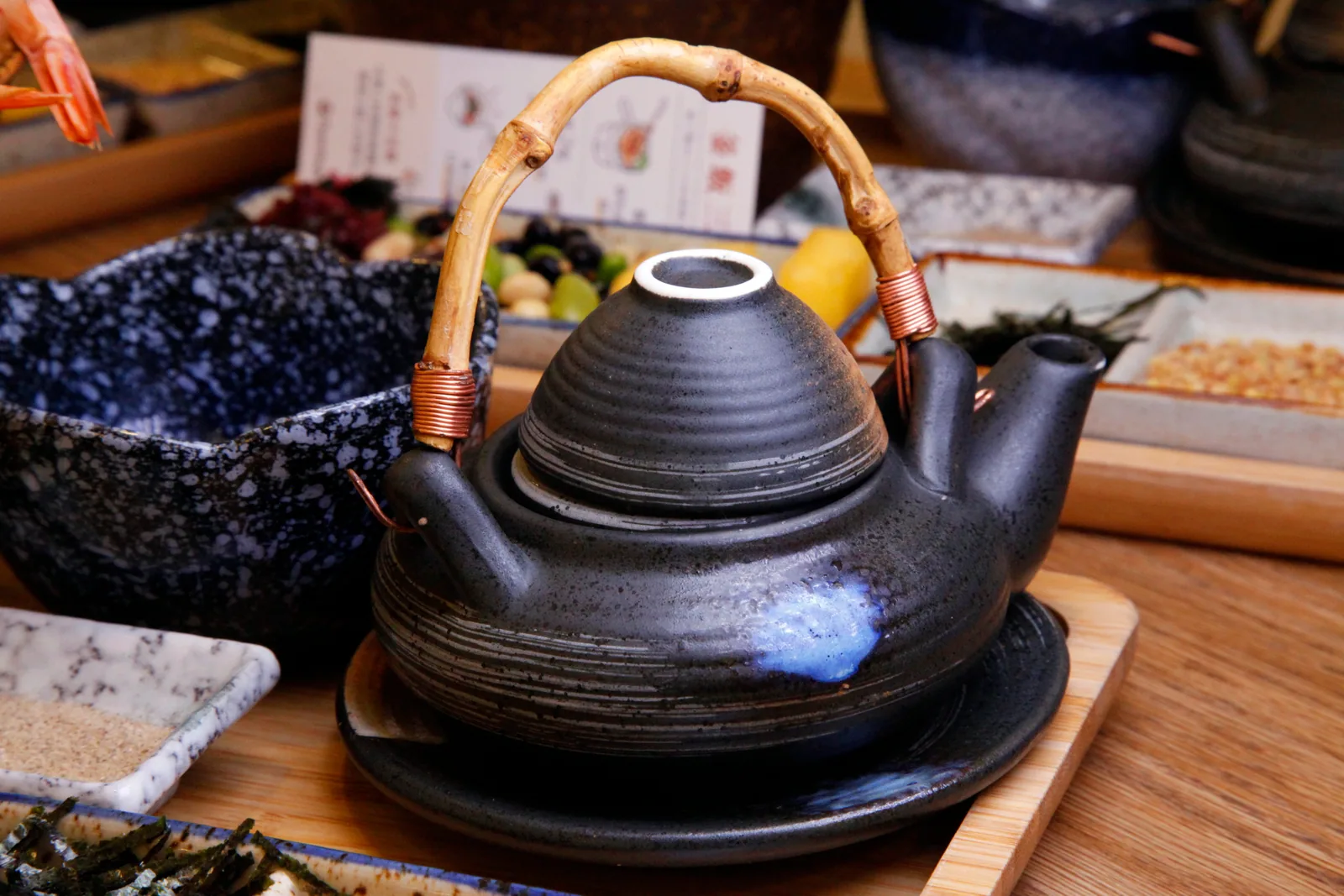 釜飯套餐高湯茶壺