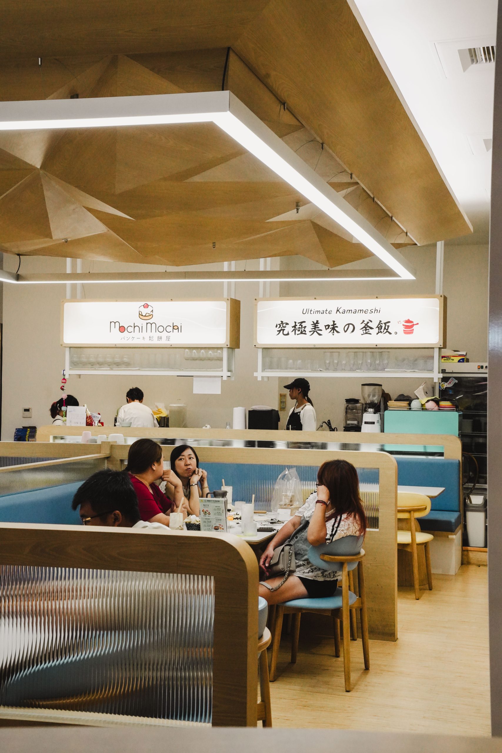 Mochi Mochi 鬆餅屋高雄義享店內用餐環境